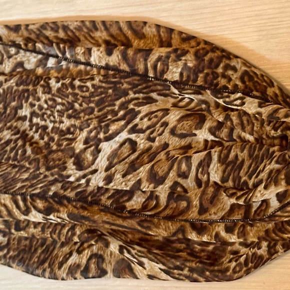 Stylish Leopard Print Fashion Scarf with Statement Beads & Chunky Pearl Accents - Picture 2 of 14